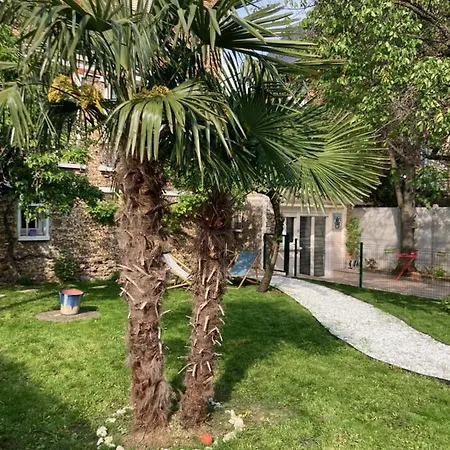 Suite Avec Terrasse Et Jardin Aux Portes De Paris Les Pavillons-sous-Bois Exterior photo