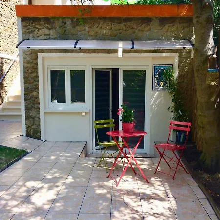 Suite Avec Terrasse Et Jardin Aux Portes De Paris Les Pavillons-sous-Bois Exterior photo